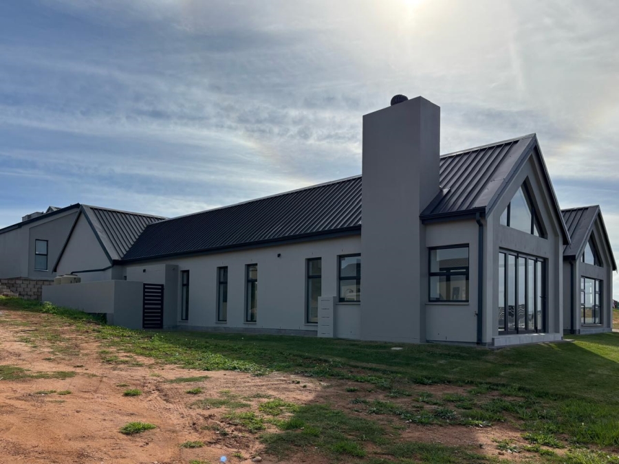 3 Bedroom Property for Sale in Hartland Lifestyle Estate Western Cape